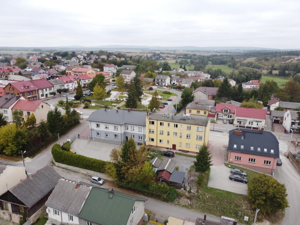 Mieszkanie w samym sercu Iwanisk - zdjęcie 13