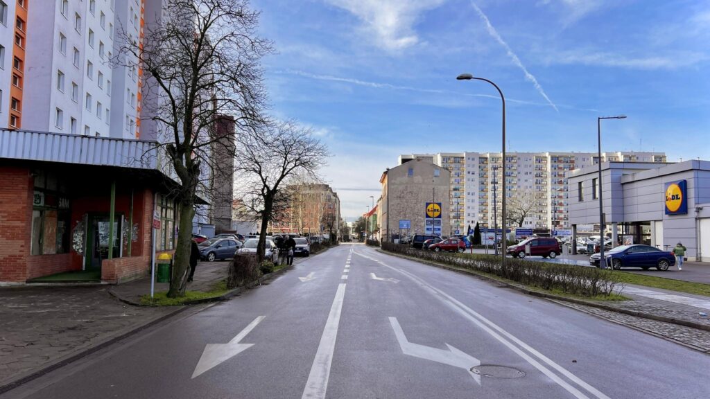 Sprzedam Lokal usługowy obok Lidl i Biedronka. - zdjęcie 5