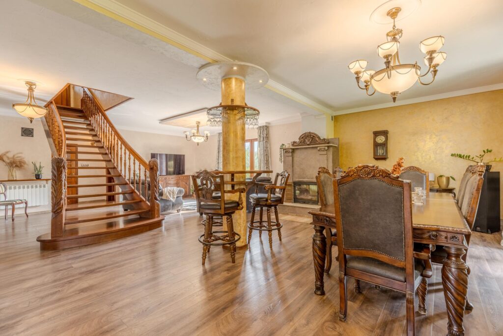 Przestronny, energooszczędny dom z ogrodem i garaż - zdjęcie 24