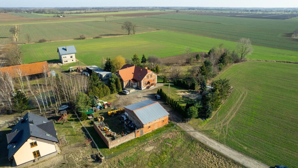Siedlisko - dom typu dworek z dużą działką ! - zdjęcie 41