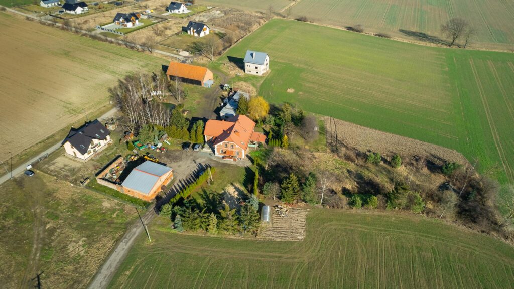 Siedlisko - dom typu dworek z dużą działką ! - zdjęcie 55