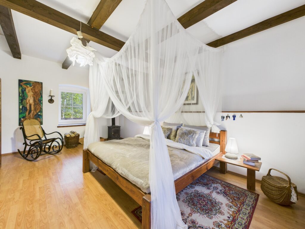 Dom w Tymawie blisko lasu z sauną i dużą działką - zdjęcie 4