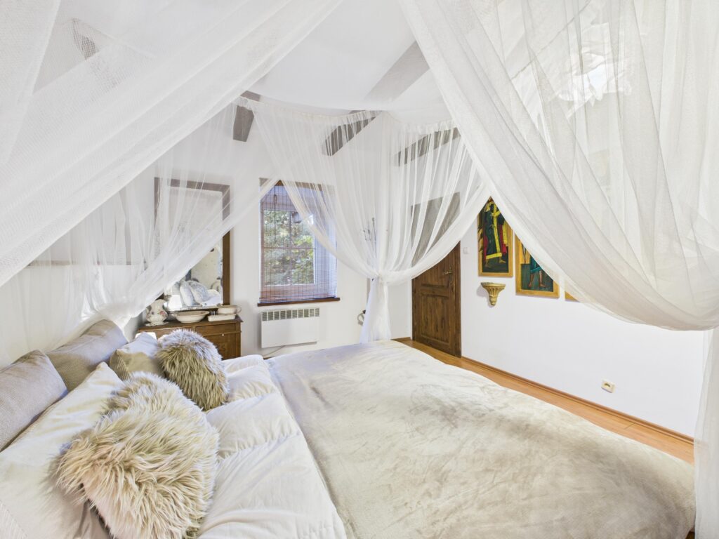 Dom w Tymawie blisko lasu z sauną i dużą działką - zdjęcie 5