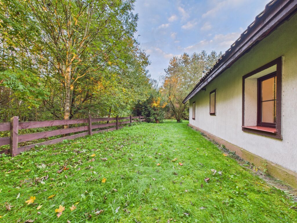 Dom w Tymawie blisko lasu z sauną i dużą działką - zdjęcie 24