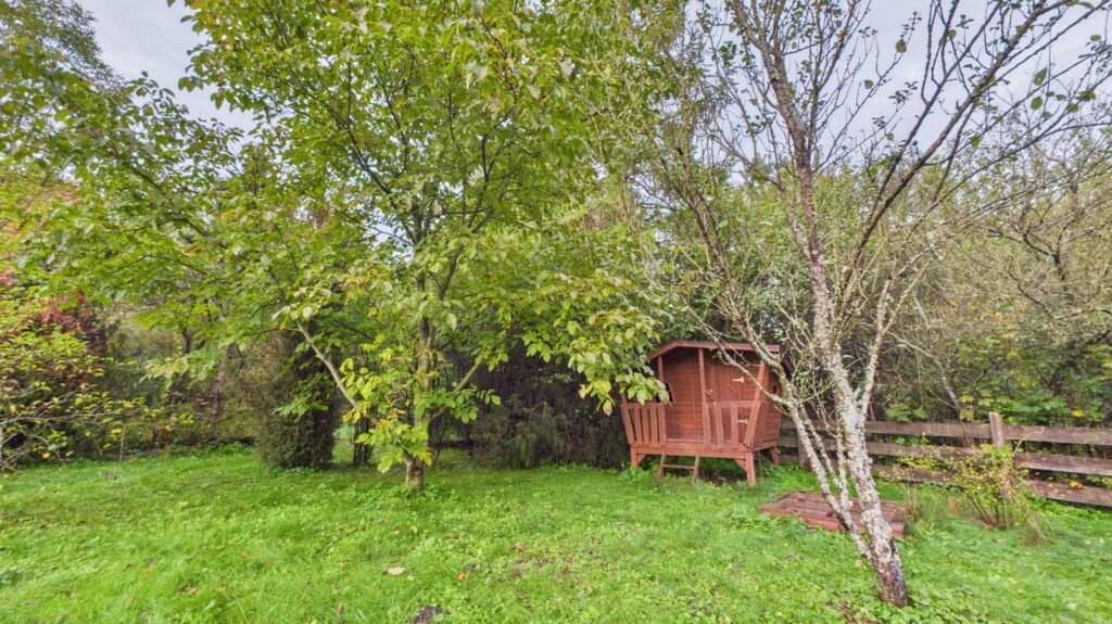 Dom w Tymawie blisko lasu z sauną i dużą działką - zdjęcie 25