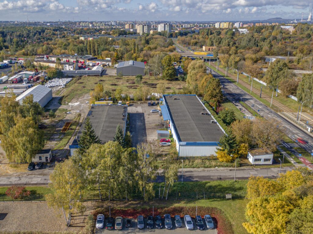 Funkcjonalne hale magazynowe z chłodniami - zdjęcie 2