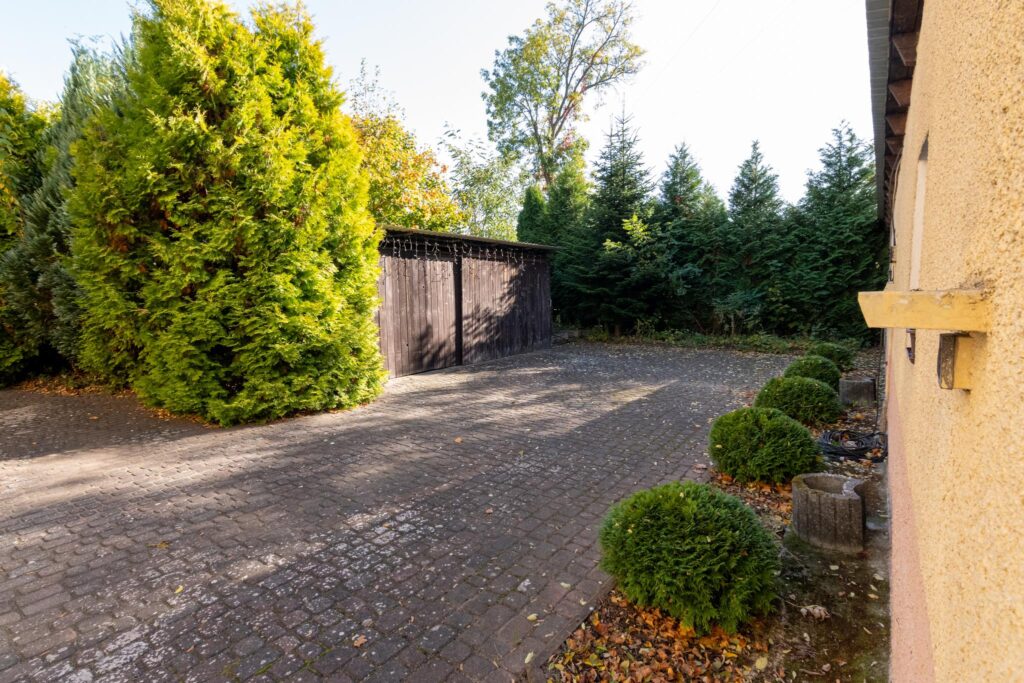 Dom wolnostojący w Dobrzycy Osiedle Leśne - zdjęcie 3