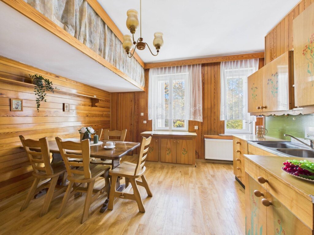 Mieszkanie 73 m² w centrum miasta. - zdjęcie 2