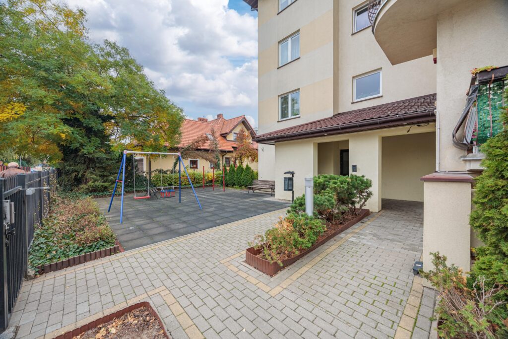 Ząbki Centrum – W pełni umeblowane Mieszkanie. - zdjęcie 15