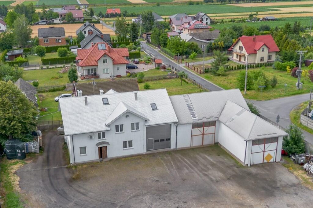 Gotowy kompleks serwisowo-biurowy w Lubzinie! - zdjęcie 2