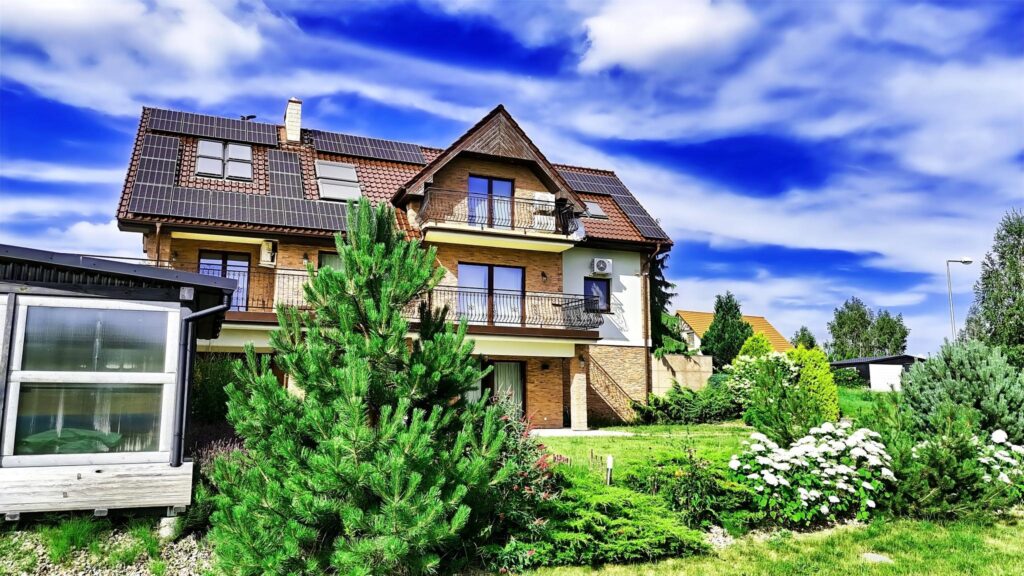 Ekskluzywna rezydencja z basenem do wynajęcia - zdjęcie 8