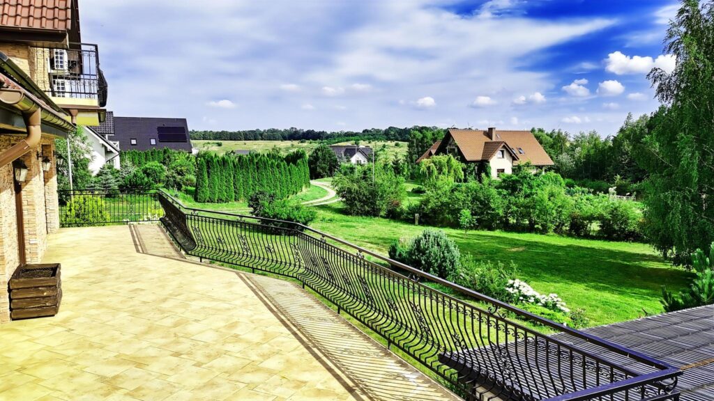 Ekskluzywna rezydencja z basenem do wynajęcia - zdjęcie 37