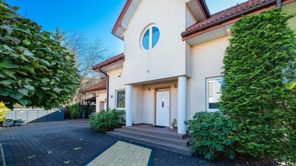 Idealny dom dla rodziny Wawer - Falenica - zdjęcie 3