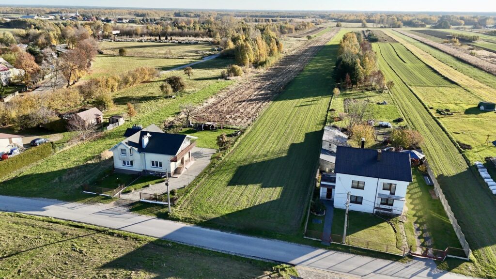 Duża działka budowlano-rolna w zielonej okolicy - zdjęcie 6