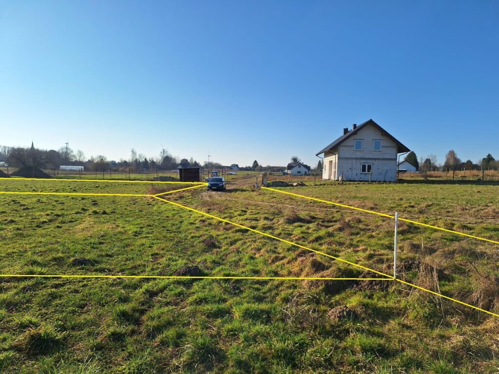 Działka budowlana położona w Dygowie gm. Kołobrzeg - zdjęcie 1