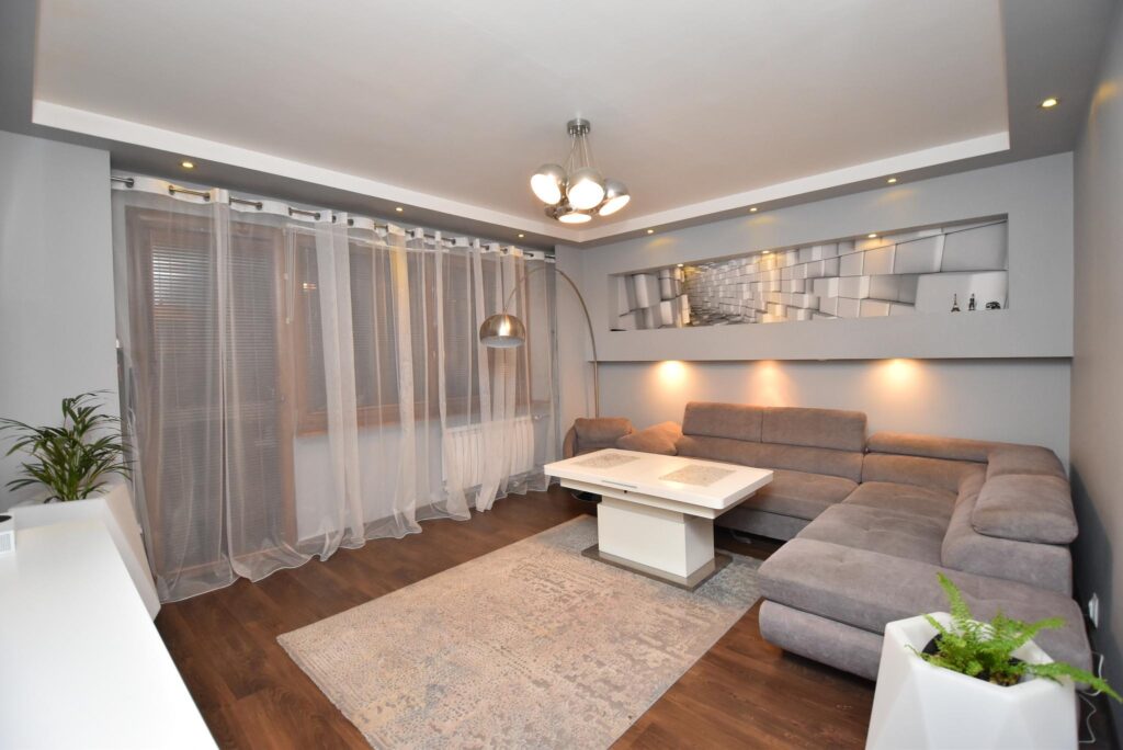 Mieszkanie trzypokojowe, 57,69 m²,3 pokoje - zdjęcie 1