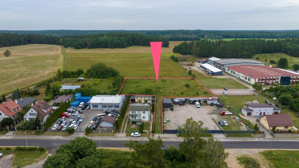Duża działka pod budowę 3731 m² - zdjęcie 1