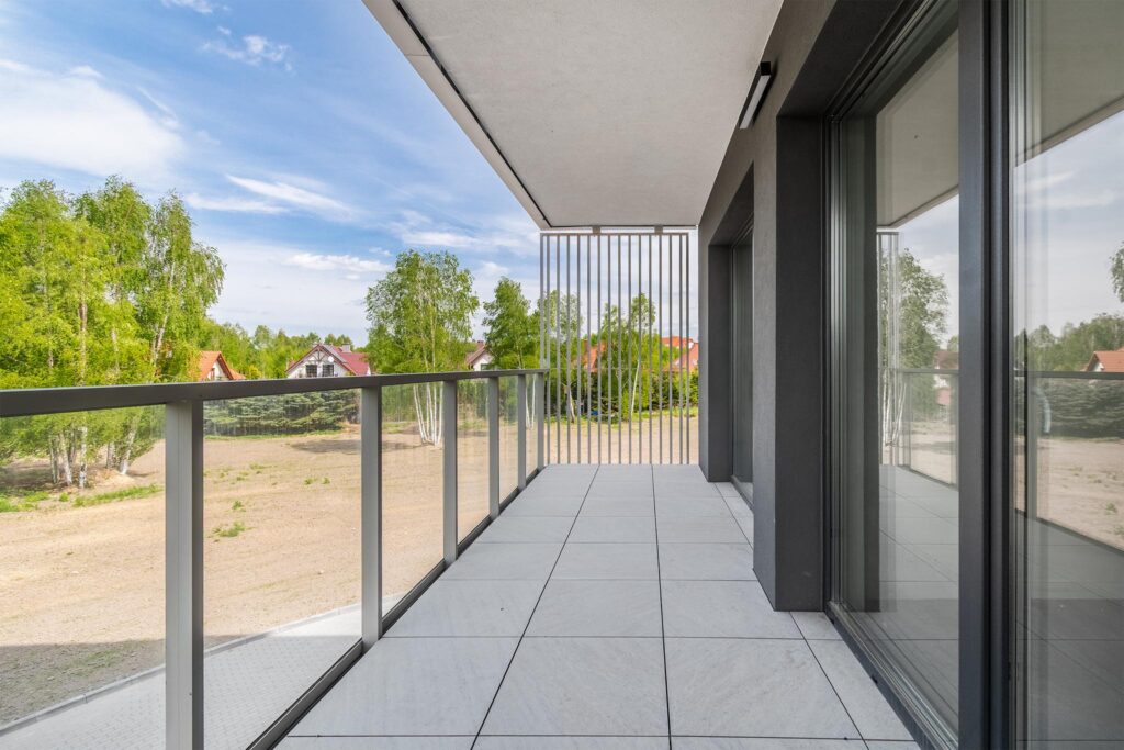 Nowoczesny apartament nad jeziorem - zdjęcie 6