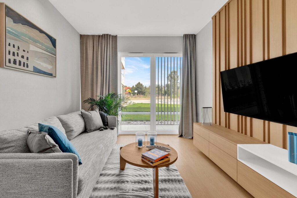 Gotowy do wprowadzenia apartament nad jeziorem - zdjęcie 2