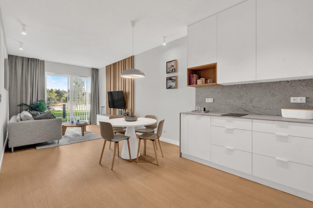 Gotowy do wprowadzenia apartament nad jeziorem - zdjęcie 1