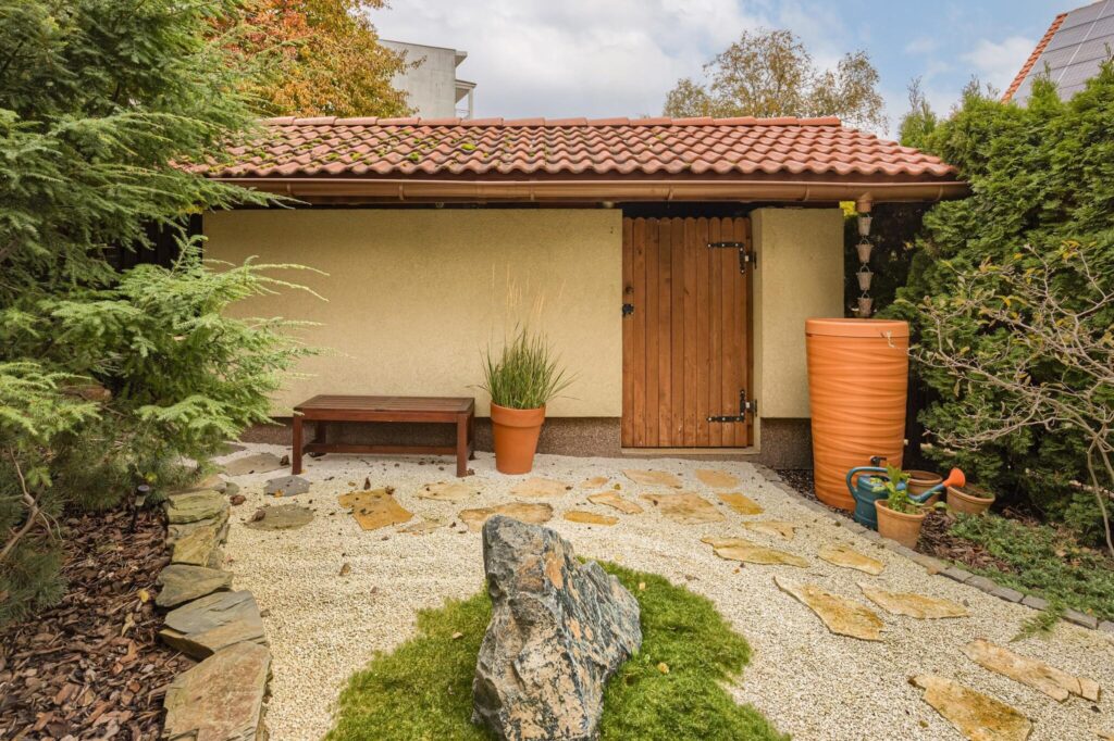 Dom w otoczeniu zieleni. - zdjęcie 32