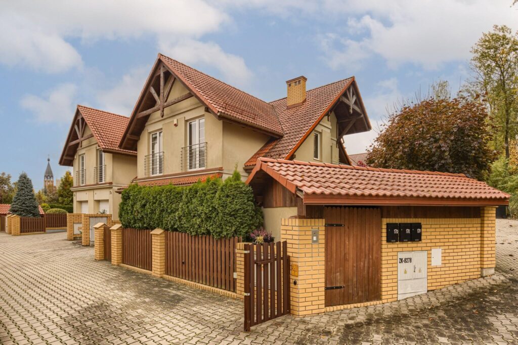 Dom w otoczeniu zieleni. - zdjęcie 35