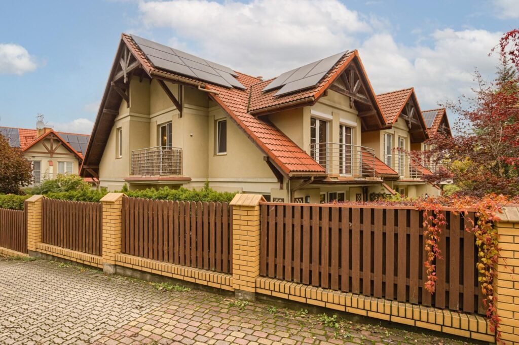 Dom w otoczeniu zieleni. - zdjęcie 34