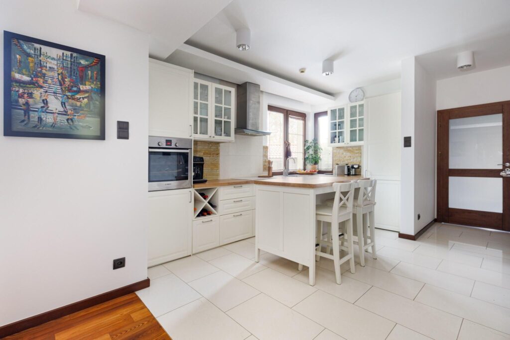 Dom w otoczeniu zieleni. - zdjęcie 27