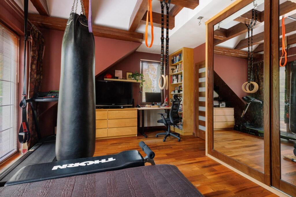 Dom w otoczeniu zieleni. - zdjęcie 16