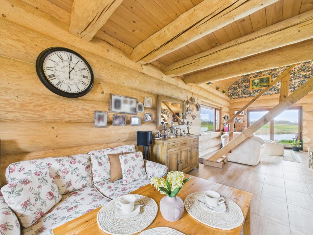 Dom z bali 150m² oraz duża działka 4 ha - zdjęcie 6