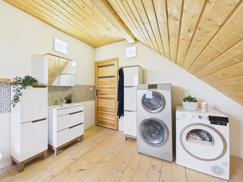 Dom z bali 150m² oraz duża działka 4 ha - zdjęcie 14