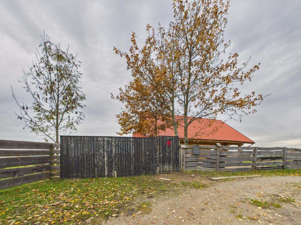 Dom z bali 150m² oraz duża działka 4 ha - zdjęcie 19