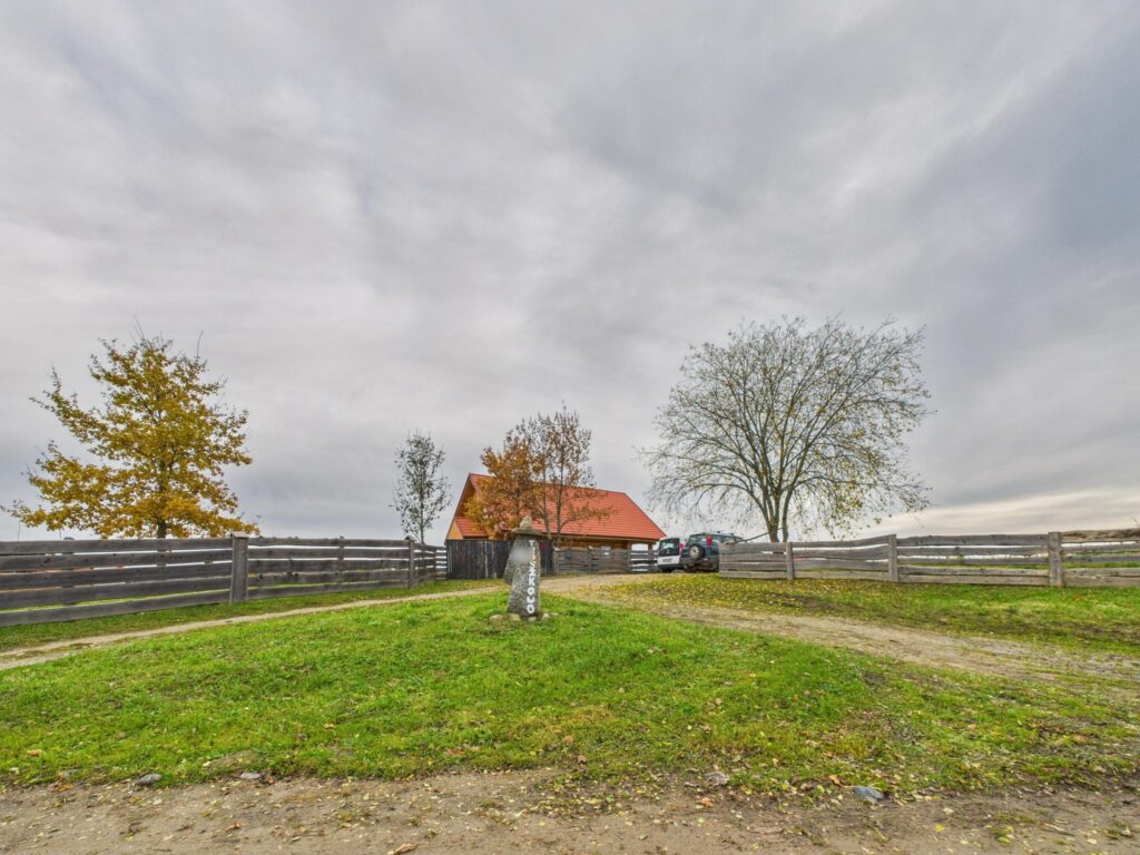 Dom z bali 150m² oraz duża działka 4 ha - zdjęcie 20