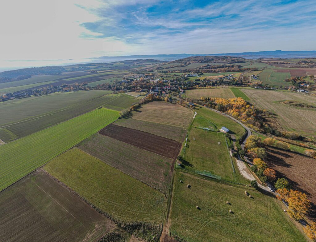 Wyjątkowa działka - cisza i natura - zdjęcie 9