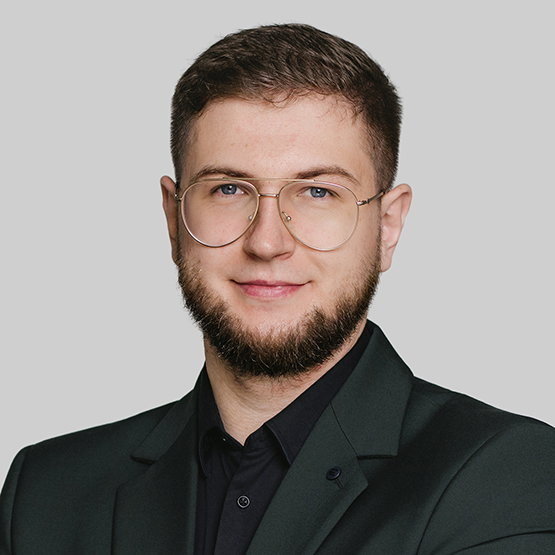 Piotr Żukowski - Agent Nieruchomości - Freedom