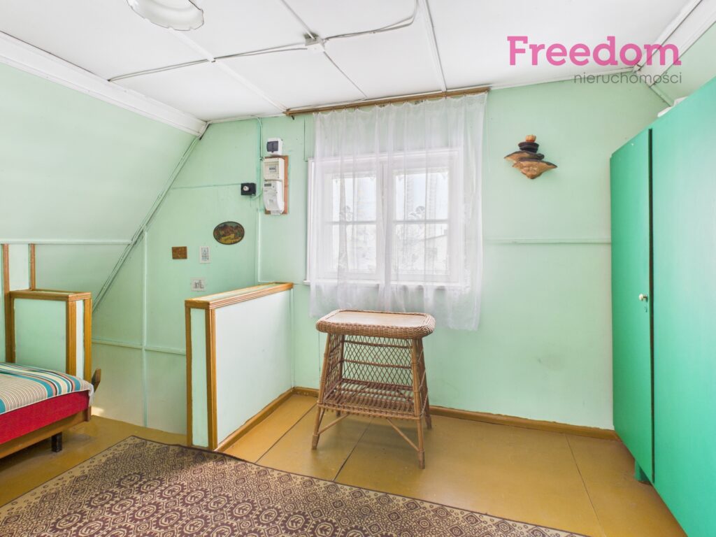 Dom z dużą działką i ogromnym potencjałem. - zdjęcie 9