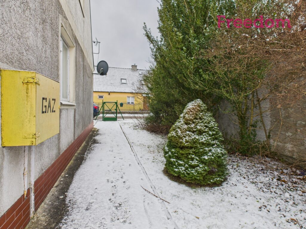 Dom z dużą działką i ogromnym potencjałem. - zdjęcie 15