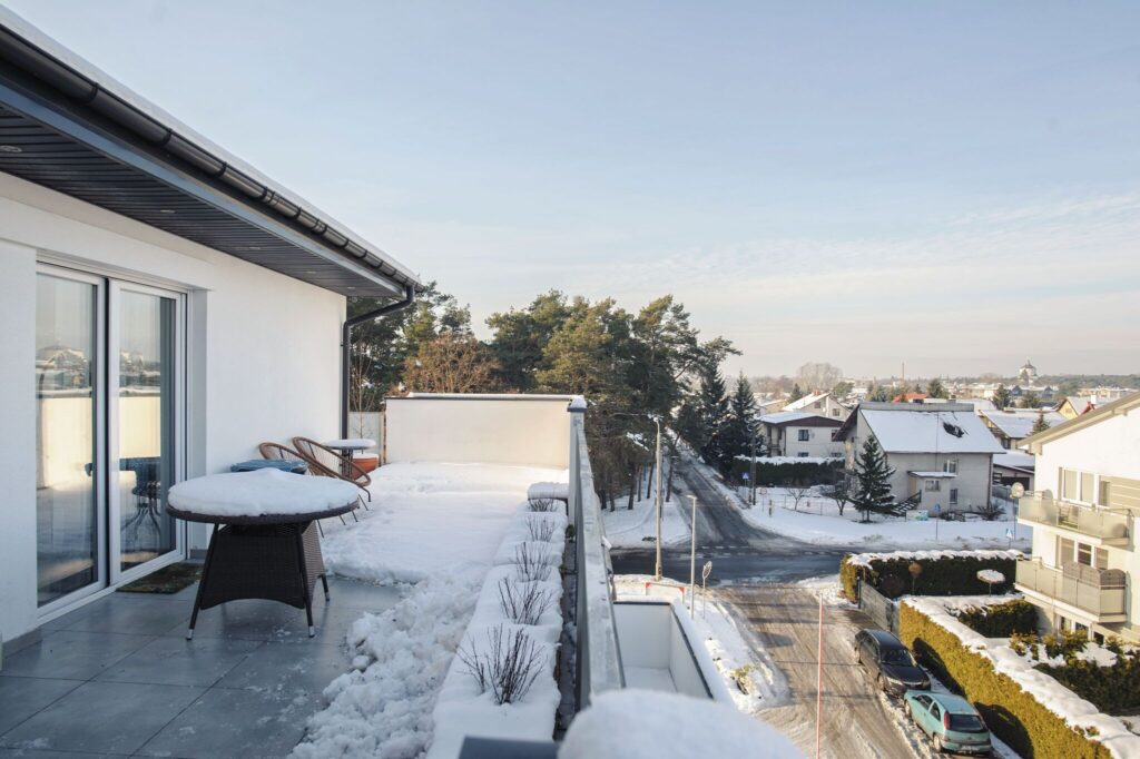 Luksusowe mieszkanie z dużym tarasem Os. Wierzbowe - zdjęcie 25