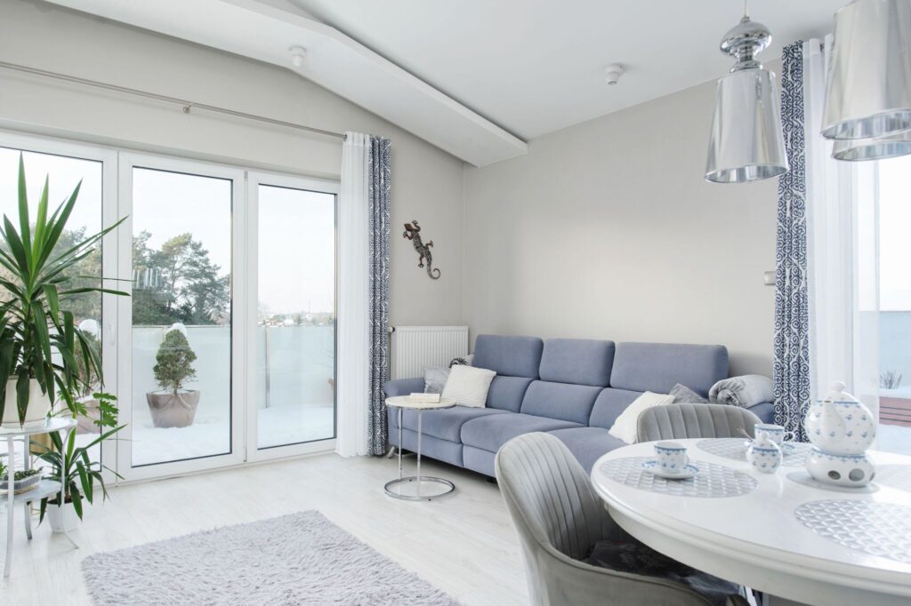 Luksusowe mieszkanie z dużym tarasem Os. Wierzbowe - zdjęcie 6