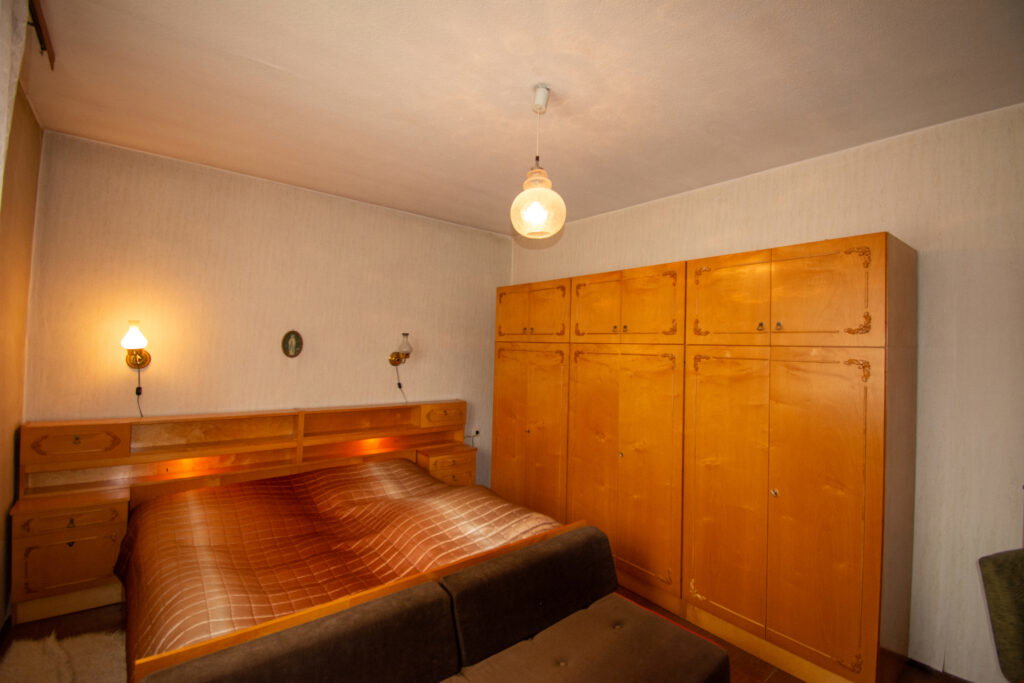 Dom wolnostojący z garażem w Wielowsi - zdjęcie 9