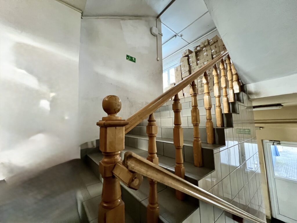 Funkcjonalny budynek produkcyjno-handlowy - zdjęcie 9