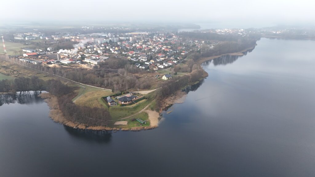 Czaplinek- dom nad jeziorem na sprzedaż - zdjęcie 38