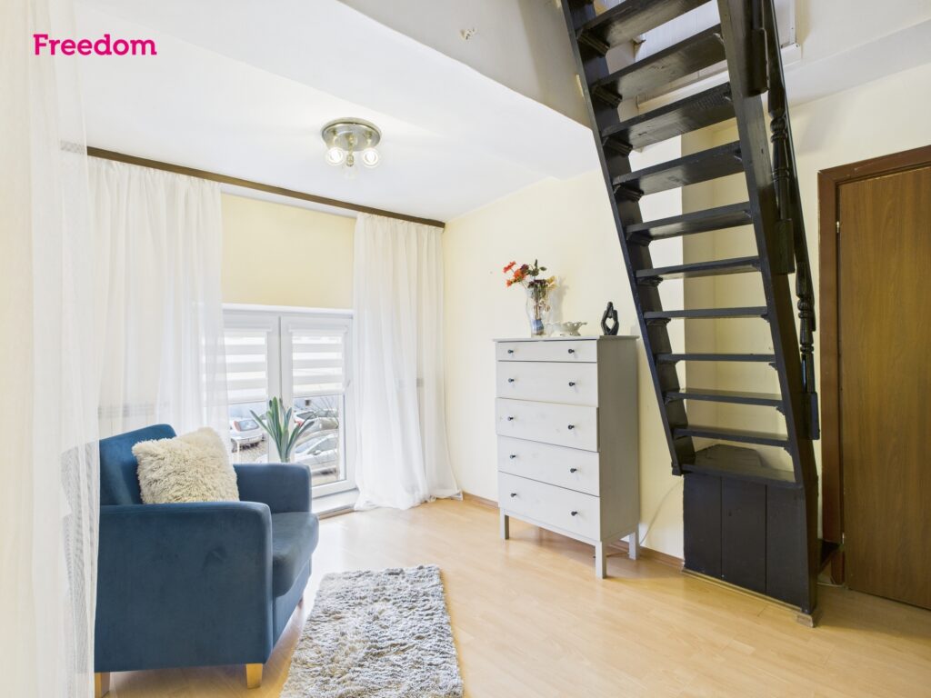 Mieszkanie dwupoziomowe – os. Zielone, Nowa Huta - zdjęcie 2