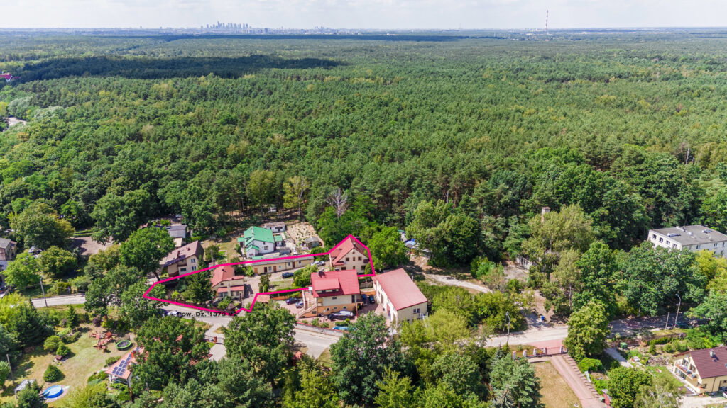 Działka 1379 m2 z zabudową 2 domów w Wesołej - zdjęcie 4