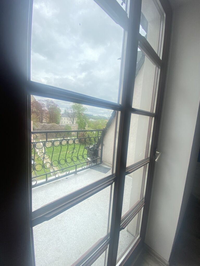 Lokale biurowe w ścisłym centrum Jeleniej Góry! - zdjęcie 4