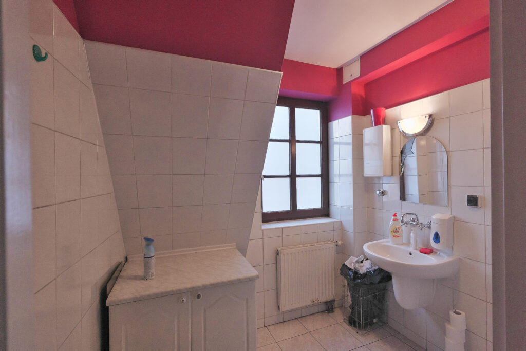 Lokale biurowe w ścisłym centrum Jeleniej Góry! - zdjęcie 7