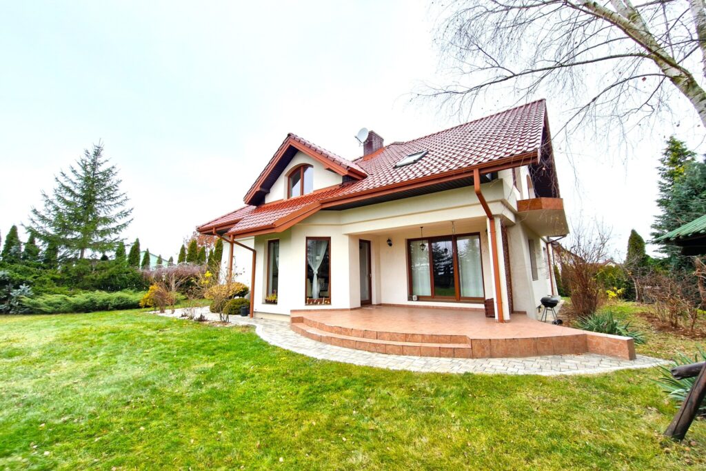 Dom do wprowadzenie się w Rakowiskach - zdjęcie 17