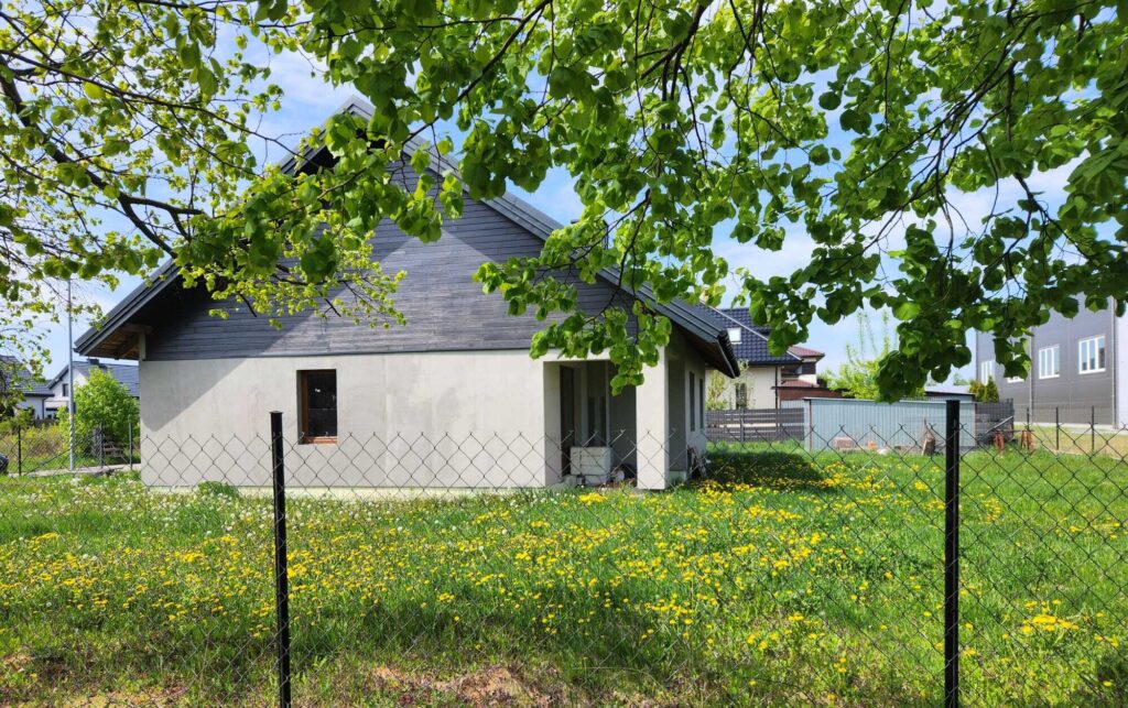 Dom jednorodzinny - stan surowy zamkniety - zdjęcie 6