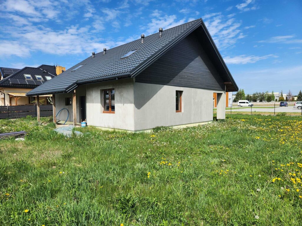 Dom jednorodzinny - stan surowy zamkniety - zdjęcie 8