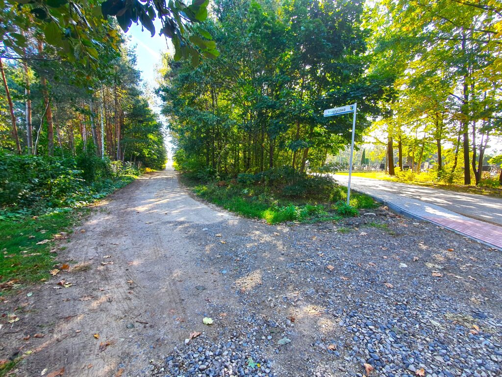 Księżycowy zakątek segment 121m2 na działce 165m2 - zdjęcie 2